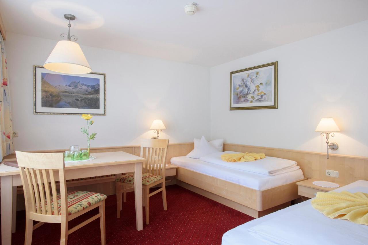 Hotel Silbertal Habitación foto
