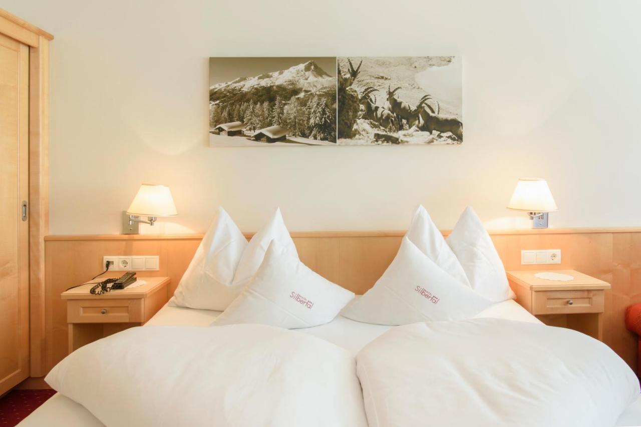 Hotel Silbertal Habitación foto